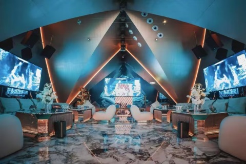 天津PARTY K包厢实景图片
