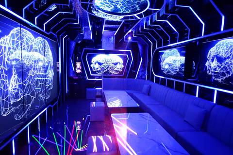 郑州首选夜场东区夜场CEO-Party KTV招聘,礼仪模特高薪上班率稳福利好
