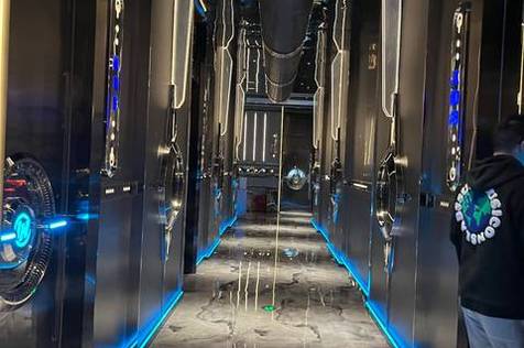 重庆夜场招聘兼职/礼宾员,高薪诚聘,坚毅勇奋斗突破职场瓶颈