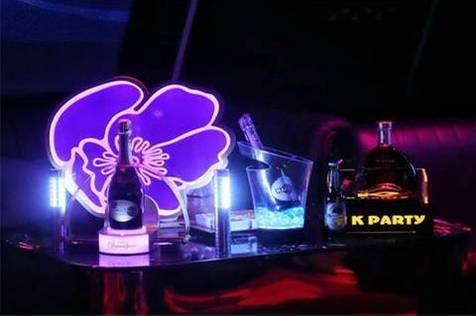 阜阳夜总会招聘演员/促销员,阜阳商务夜场招聘信息,多店选择机会多总有适合岗位