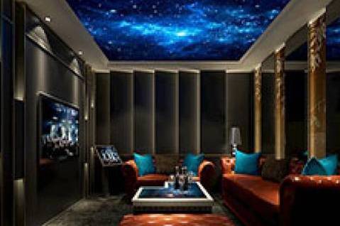 南昌夜总会招聘,南昌模特招聘,青春女性梦,舞台闪耀真光彩