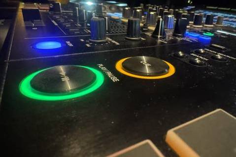 重庆夜总会招聘,重庆礼宾员招聘,女性工作优,专享岗位诚招聘