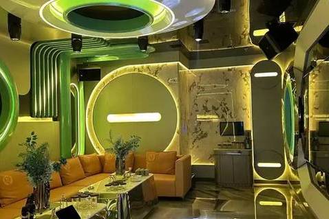 余姚KTV招聘,住宿有房补,携手共奋进塑造职场新景