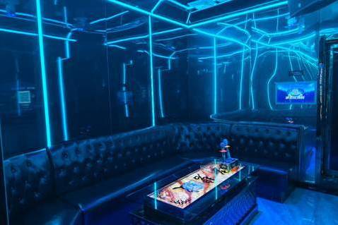 成都夜总会招聘,成都礼仪招聘,新店直招费用免,放心加入无顾虑