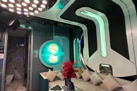 通辽夜总会招聘,通辽模特招聘,高薪舞台展青春,精彩人生凭拼搏