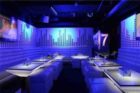 福州KTV排行榜,福州夜场招聘,模特风采展魅力,舞台因你精彩