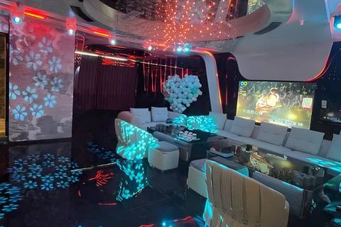 成都南门中端KTV招聘礼仪兼职,机遇多多,等你大展身手