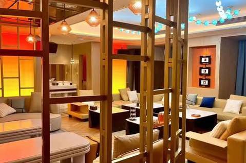 厦门夜总会招聘,厦门礼宾员招聘,稳定客源高薪途,加入我们准没错