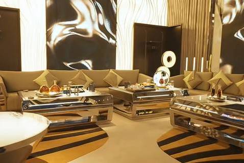 广州夜场招聘模特,广州有名气的夜总会招聘模特促销员