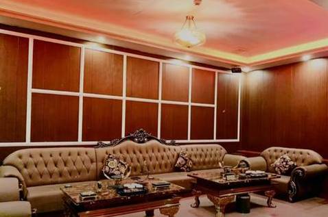 贵阳夜总会招聘,贵阳礼宾员招聘,高薪诚聘有才者才华尽展创辉煌