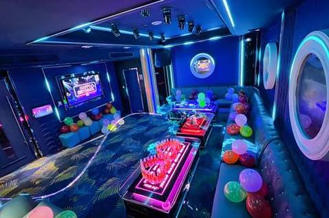 七台河夜总会招聘礼仪接待,多店可选任您挑,夜场打拼闯天地