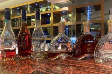 济宁新店即将开业夜场招聘礼仪模特,新店急聘模特员,酒水促销同步招