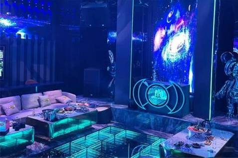 武汉KTV夜场礼仪模特诚聘，善于穿搭，形象气质佳优先