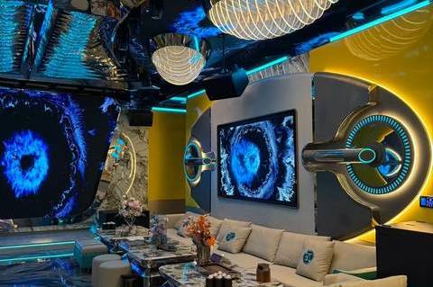 合肥星都会CLUB夜总会诚聘商务接待，高薪日结可兼职，携手点亮职业舞台