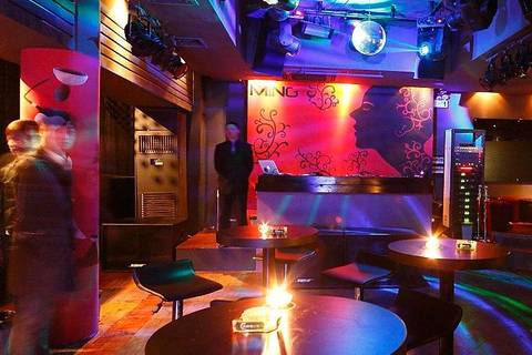 东莞夜总会兼职招聘 为梦加油 青春无悔勇敢拼